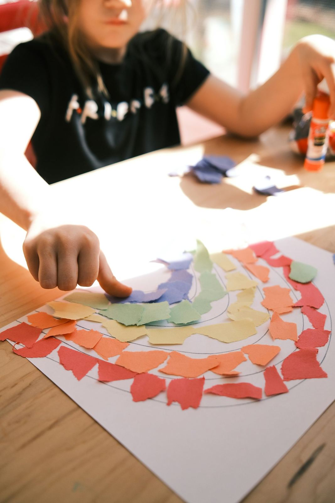Biglietto fatto a mano con carte colorate per papà